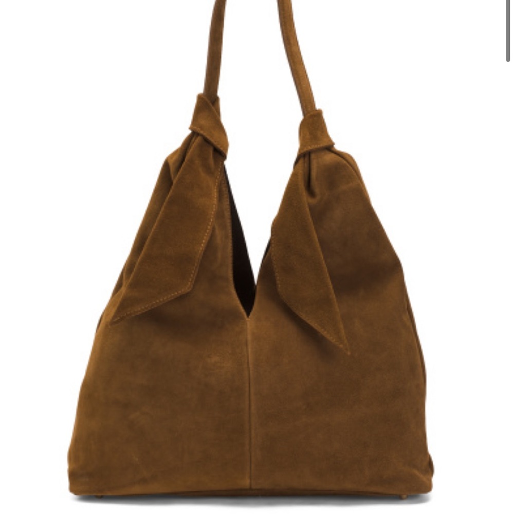 Viral TikTok divina Firenze Italian suede